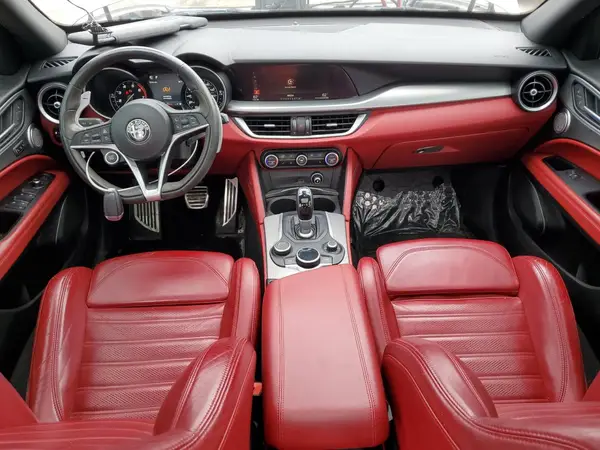 ZASPAKBNXK7C51920 2019 ALFA ROMEO STELVIO - Image 8