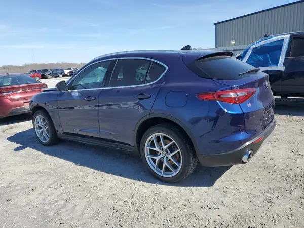 ZASPAKBNXK7C69818 2019 ALFA ROMEO STELVIO - Image 2