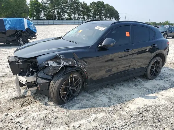 ZASPAKBNXK7C70144 2019 ALFA ROMEO STELVIO - Image 1