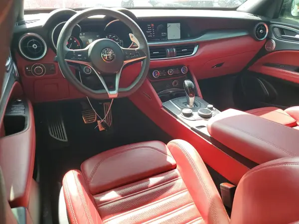 ZASPAKBNXK7C70581 2019 ALFA ROMEO STELVIO - Image 8