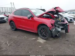 ZASPAKBNXL7C74423 2020 ALFA ROMEO STELVIO