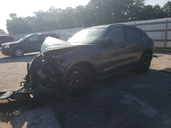 ZASPAKBNXL7C99032 2020 ALFA ROMEO STELVIO - Image 1