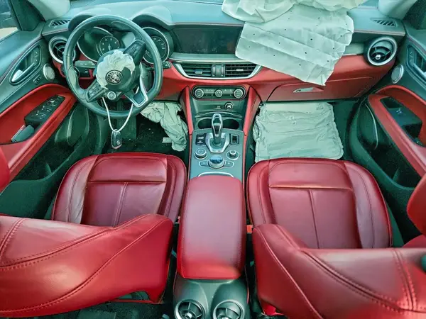 ZASPAKBNXM7D13528 2021 ALFA ROMEO STELVIO - Image 8