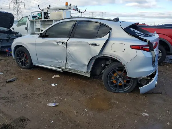 ZASPAKBNXM7D14971 2021 ALFA ROMEO STELVIO - Image 2
