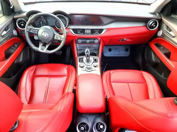 ZASPAKBNXM7D14971 2021 ALFA ROMEO STELVIO - Image 8