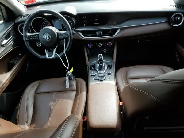 ZASPAKBNXM7D17157 2021 ALFA ROMEO STELVIO - Image 8