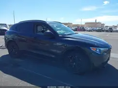 ZASPAKBNXM7D18180 2021 ALFA ROMEO STELVIO