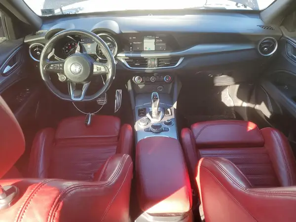 ZASPAKBNXN7D28967 2022 ALFA ROMEO STELVIO - Image 8