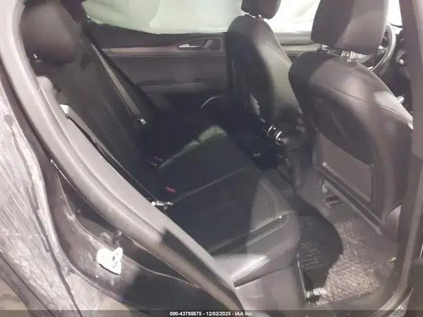 ZASPAKBNXN7D31996 2022 ALFA ROMEO STELVIO - Image 8
