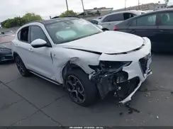 ZASPAKBNXN7D32081 2022 ALFA ROMEO STELVIO