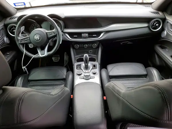ZASPAKBNXN7D32887 2022 ALFA ROMEO STELVIO - Image 8