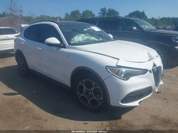 ZASPAKBNXN7D40990 2022 ALFA ROMEO STELVIO