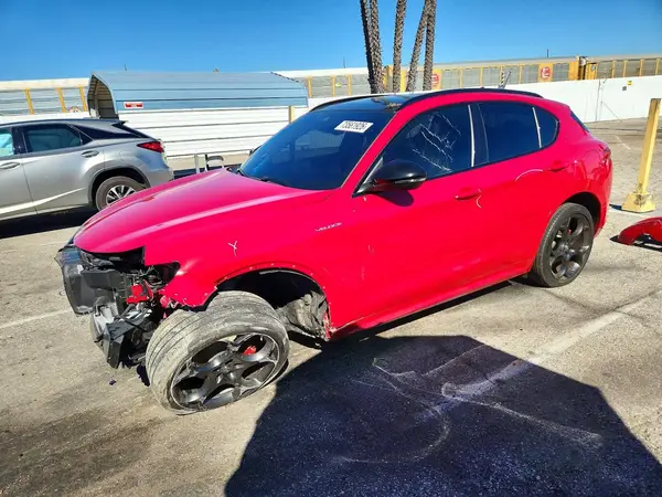 ZASPAKBNXN7D41914 2022 ALFA ROMEO STELVIO - Image 1