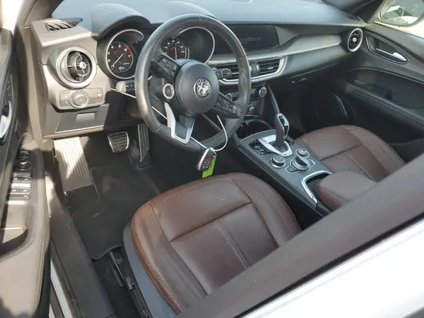 ZASPAKBNXN7D42416 2022 ALFA ROMEO STELVIO - Image 8