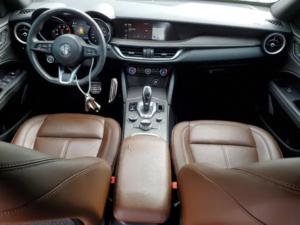 ZASPAKBNXN7D45039 2022 ALFA ROMEO STELVIO - Image 8