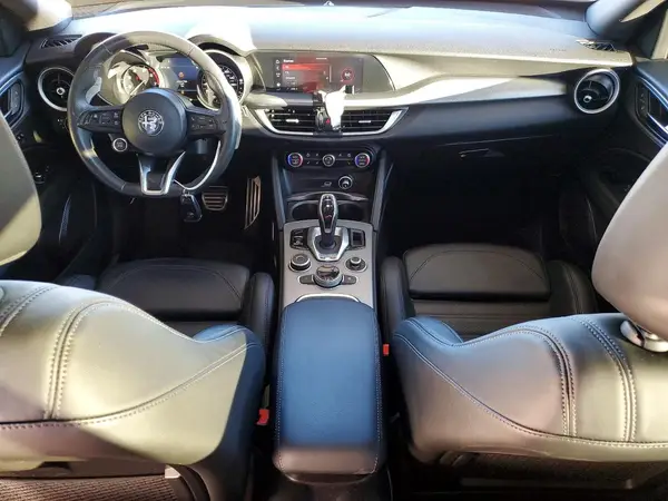 ZASPAKBNXN7D47809 2022 ALFA ROMEO STELVIO - Image 8
