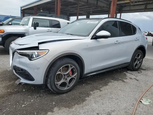 ZASPAKBNXN7D48071 2022 ALFA ROMEO STELVIO - Image 1