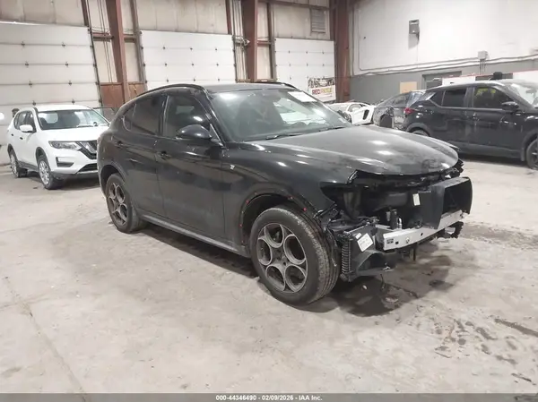 ZASPAKBNXP7D55024 2023 ALFA ROMEO STELVIO
