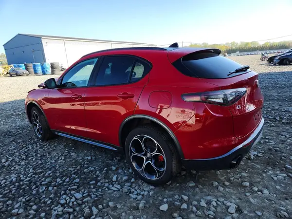 ZASPAKBNXR7D70531 2024 ALFA ROMEO STELVIO - Image 2