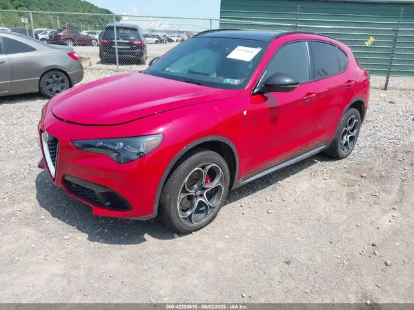 ZASPAKBNXR7D80427 2024 ALFA ROMEO STELVIO - Image 2