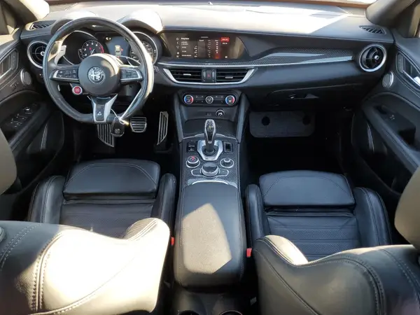 ZASPAKEV3N7D30605 2022 ALFA ROMEO STELVIO - Image 8