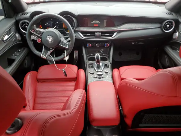 ZASPAKEV3R7D87358 2024 ALFA ROMEO STELVIO - Image 8