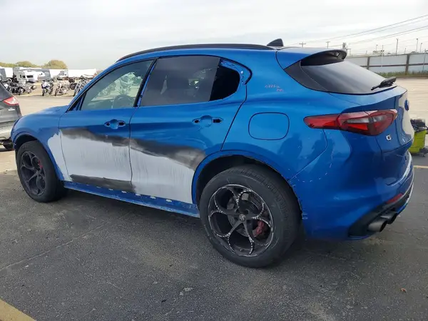 ZASPAKEV4K7C32288 2019 ALFA ROMEO STELVIO - Image 2
