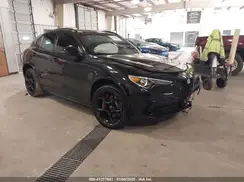 ZASPAKEV5N7D37829 2022 ALFA ROMEO STELVIO