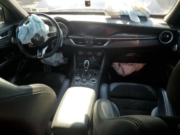 ZASPAKEV8L7C94438 2020 ALFA ROMEO STELVIO - Image 8