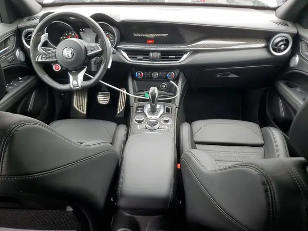 ZASPAKEV8P7D67930 2023 ALFA ROMEO STELVIO - Image 8