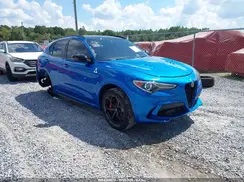 ZASPAKEV9N7D51457 2022 ALFA ROMEO STELVIO