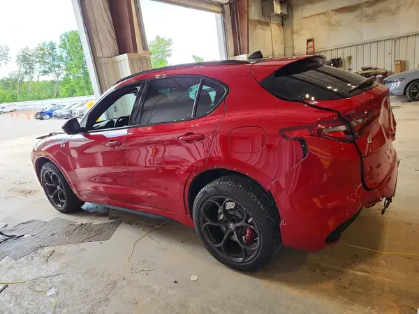 ZASPAKEVXN7D29600 2022 ALFA ROMEO STELVIO - Image 2