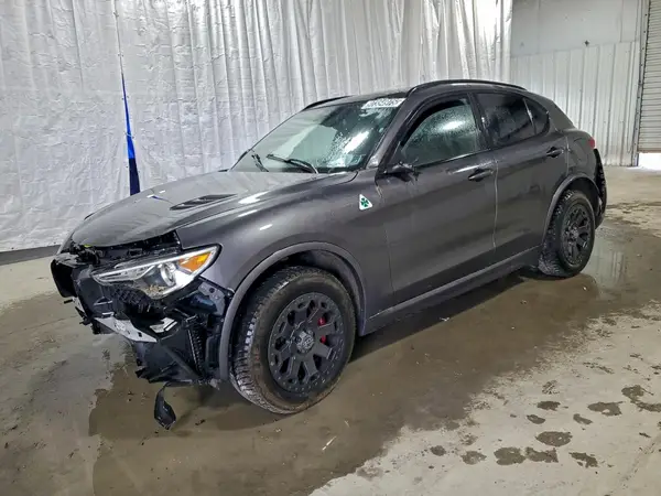 ZASPAKEVXN7D53668 2022 ALFA ROMEO STELVIO