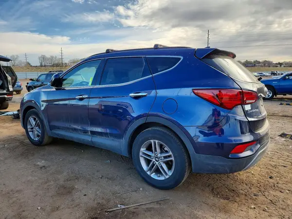 ZXYZU3LB8HG460359 2017 HYUNDAI SANTA FE - Image 2